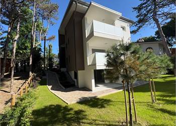 Nuova costruzione a Lignano pineta