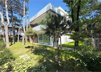 Appartamento nuovo 3 camere a Lignano, a 200 metri dal mare