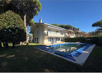 Villa for Sale in Lignano Sabbiadoro